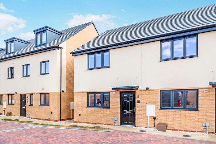 3 Bedroom House To Rent In Manor Drive, Peterborough, PE4