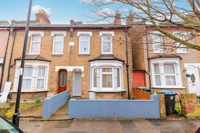 3 Bedroom Terraced House To Rent In Elmhurst Road, Enfield, EN3
