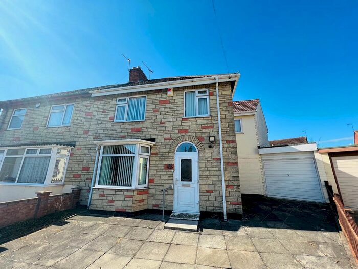 4 Bedroom Semi-Detached House To Rent In St Bernards Avenue, Leicester, LE4