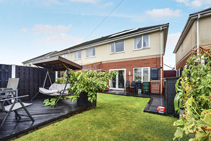 3 Bedroom Semi-Detached House For Sale In Barbers Crescent, Rawmarsh, Rotherham, S62