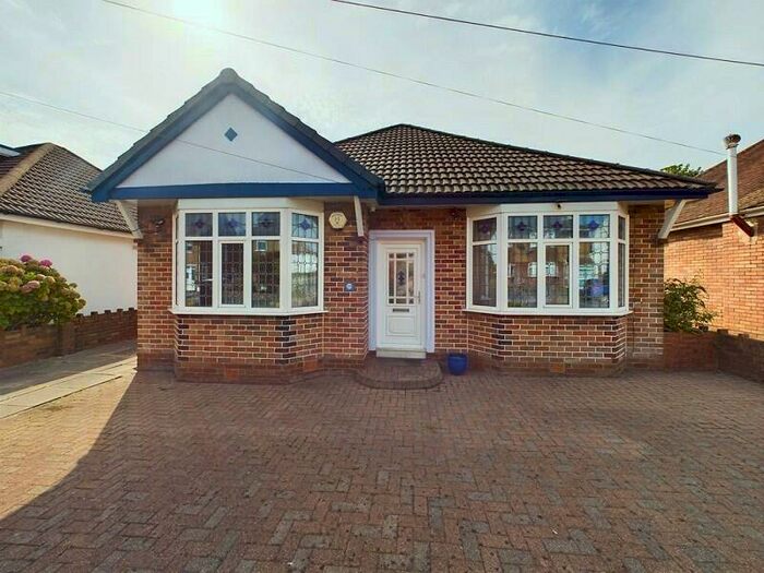 3 Bedroom Detached Bungalow For Sale In Heol Caerhys, Rhiwbina