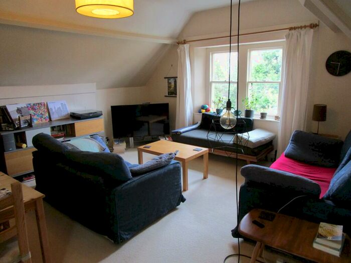 2 Bedroom Flat To Rent In Durdham Park, Redland, Bristol, BS6