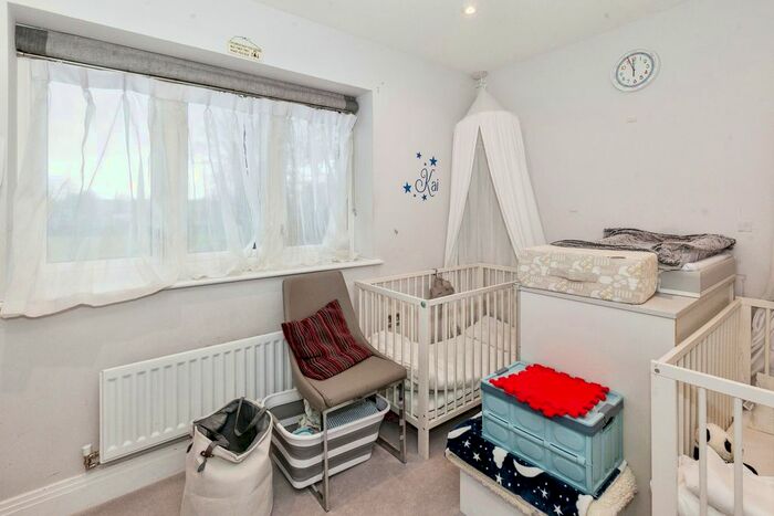 3 Bedroom End Of Terrace House For Sale In Connaught Close, Uxbridge, UB8