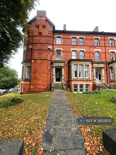 2 Bedroom Flat To Rent In Hyde Terrace, Leeds, LS2
