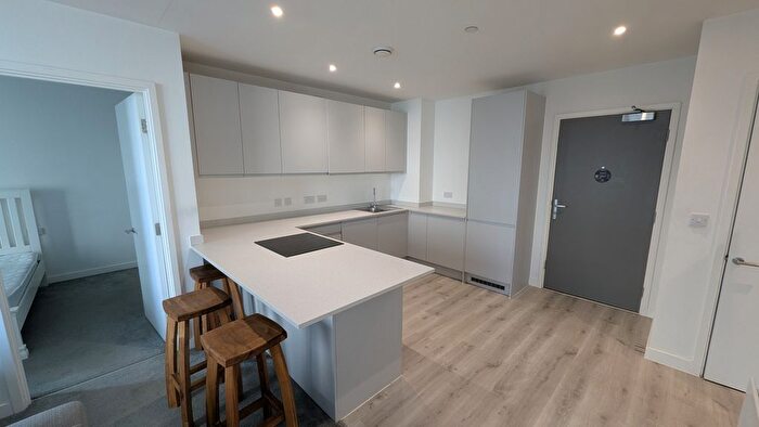 2 Bedroom Flat To Rent In Wharf End, Trafford Park, Manchester, M17