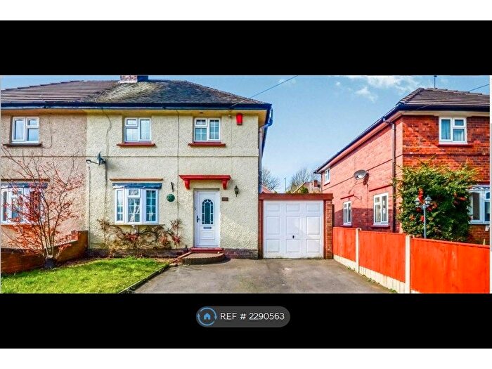 3 Bedroom Semi-Detached House To Rent In Chestnut Avenue, Dudley, DY1