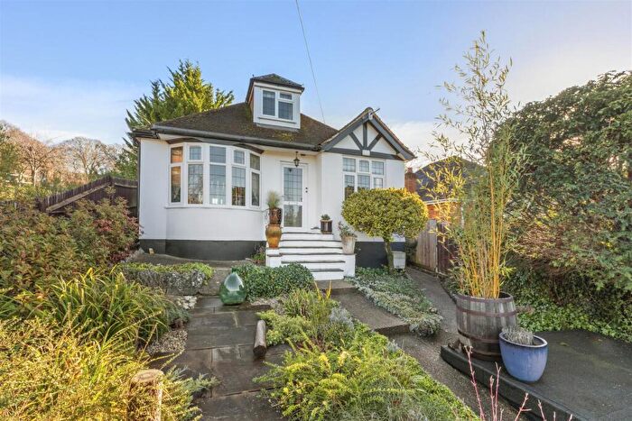 4 Bedroom Bungalow For Sale In Coningsby Road, High Wycombe, HP13