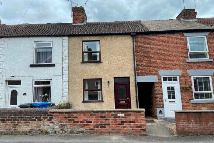 2 Bedroom Terraced House To Rent In Wellington Street, Chesterfield, S43