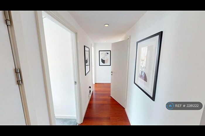 2 Bedroom Flat To Rent In Beetham Tower, Manchester, M3