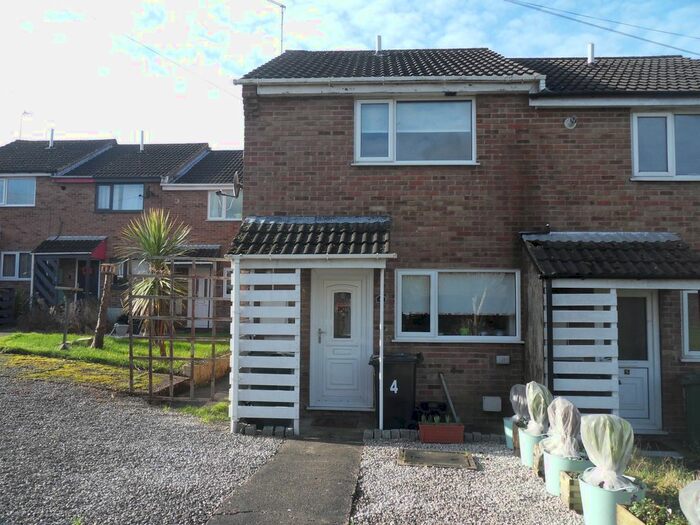 2 Bedroom End Of Terrace House To Rent In Carlyle Place, Heanor, DE75