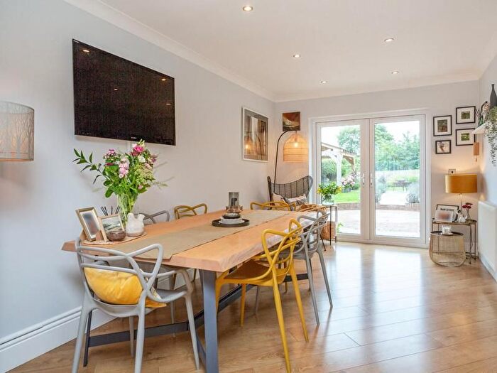 5 Bedroom Detached House For Sale In Myers Croft, Horbury, Wakefield, WF4