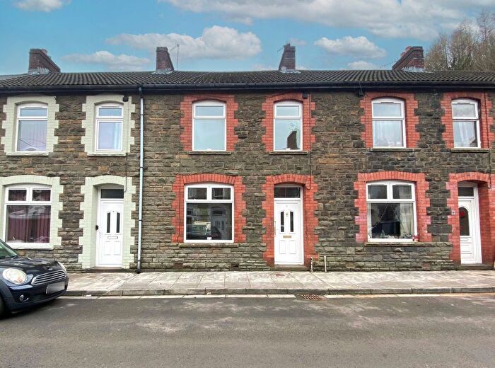 3 Bedroom Property To Rent In John Street, Ynysddu, Newport, NP11