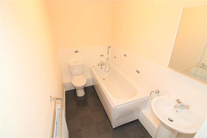 2 Bedroom Apartment To Rent In Monticello Way, Bannerbrook Park, Coventry, CV4