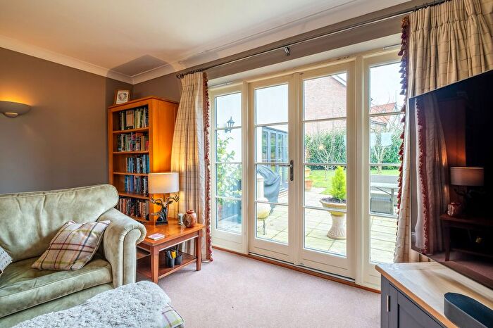 6 Bedroom Detached House For Sale In Lopham Road, East Harling, Norwich, NR16