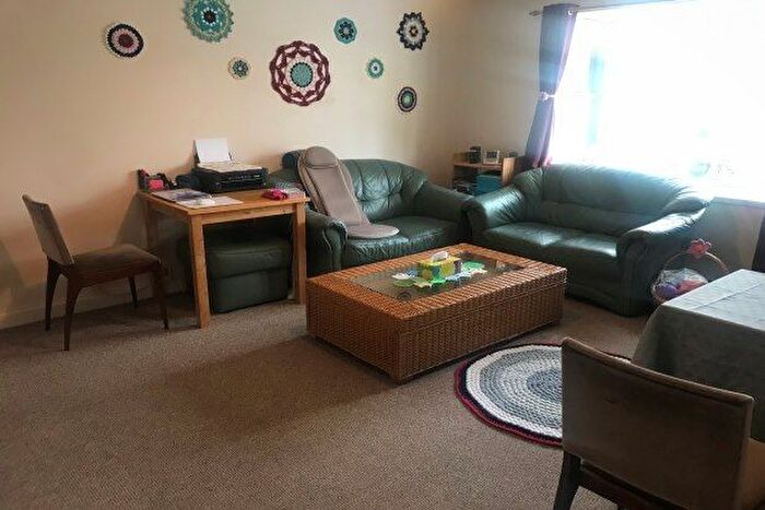 2 Bedroom Flat To Rent In Minster Court, Liverpool, L7