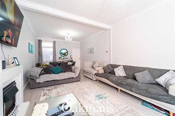 3 Bedroom End Of Terrace House For Sale In Rathbone Road, Smethwick, B67