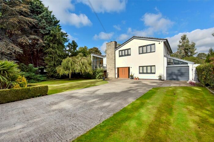 5 Bedroom Detached House To Rent In The Rushes, Maidenhead, Berkshire, SL6