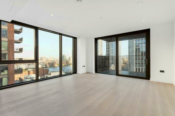 2 Bedroom Flat To Rent In The Modern, Embassy Gardens, Viaduct Gardens, Nine Elms, London, SW11