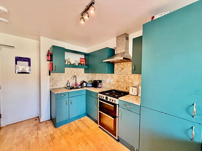 1 Bedroom Property To Rent In Lansdowne Street, Southsea, PO5