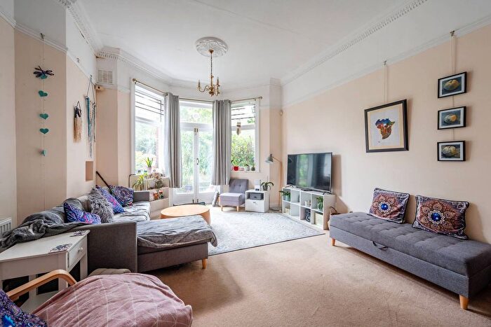 2 Bedroom Flat To Rent In Rusholme Road, Putney, London, SW15