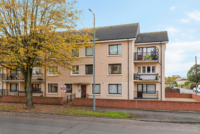 2 Bedroom Flat For Sale In Central Avenue, Grangemouth, FK3