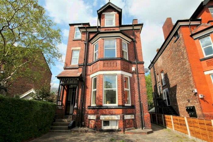 1 Bedroom Apartment To Rent In Victoria Crescent, Ellesmere Park, Manchester, M30