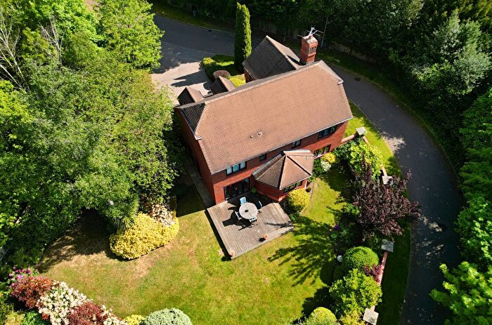 4 Bedroom Detached House For Sale In Gilbert Way, Finchampstead, Wokingham, Berkshire, RG40