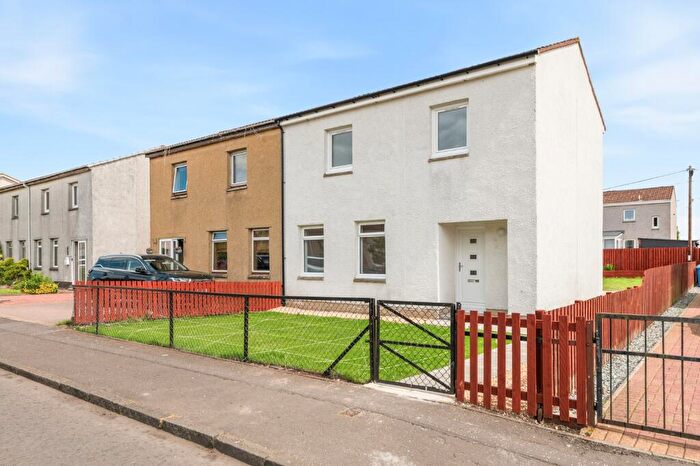 3 Bedroom Semi-Detached House For Sale In Whitehill Road, Blackburn, EH47