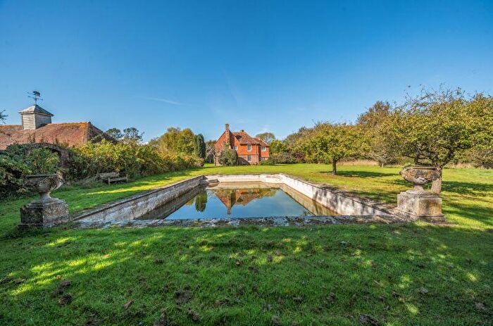 4 Bedroom Detached House For Sale In Station Road, Berwick, BN26