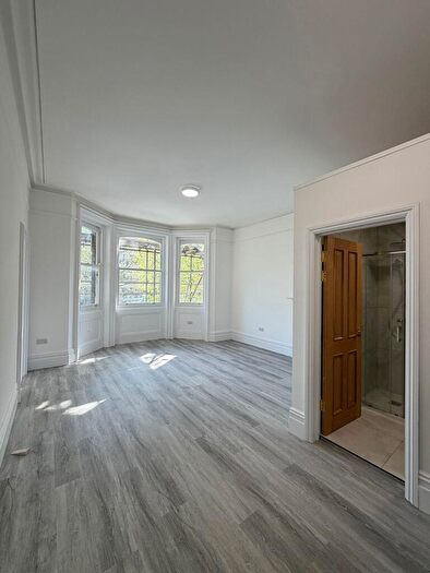 Studio To Rent In Cromwell Road, Hove, BN3