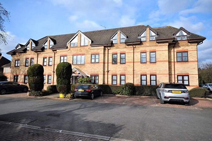 1 Bedroom Flat To Rent In North Orbital Road, Watford, WD25