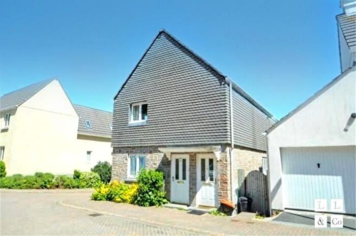 2 Bedroom Flat To Rent In Trehaverne Vean, Truro, TR1