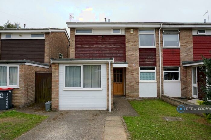 5 Bedroom Terraced House To Rent In Ulcombe Gardens, Canterbury, CT2