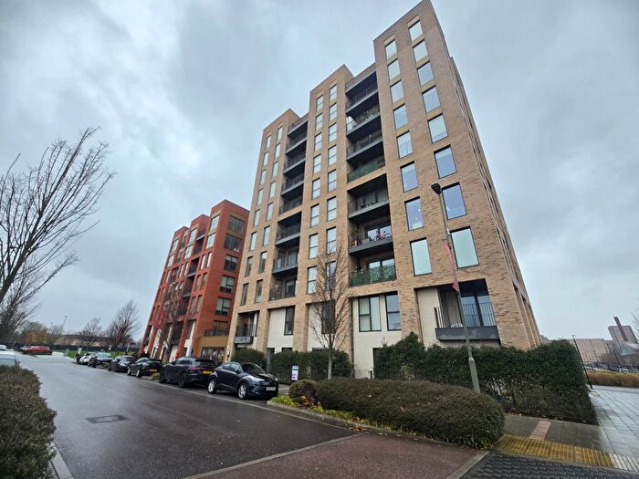 1 Bedroom Flat To Rent In Lismore Boulevard, London, NW9