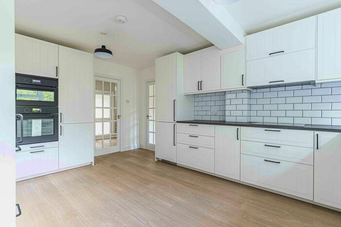 4 Bedroom Detached House To Rent In Leverstock Green, HP3