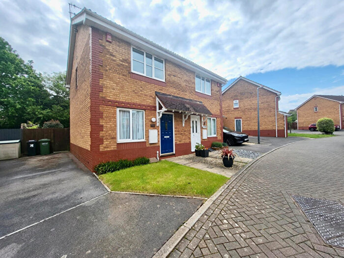 2 Bedroom Semi-Detached House To Rent In Coopers Drive, Yate, Bristol, BS37