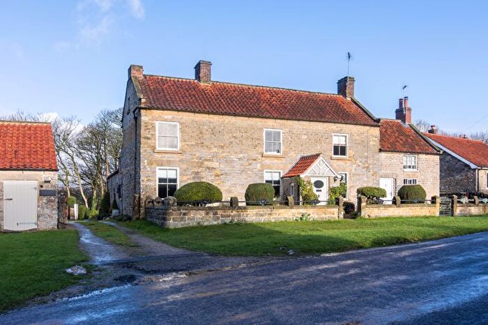 5 Bedroom Property For Sale In Lockton, Pickering, YO18