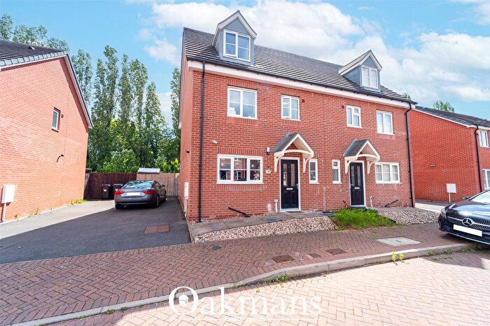 4 Bedroom Semi Detached House For Sale In Electric Way, Birmingham, West Midlands, B11