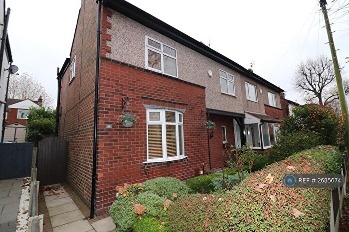 3 Bedroom Semi-Detached House To Rent In Chilham Road, Worsley, Manchester, M28