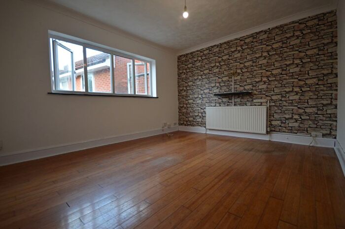 1 Bedroom Flat To Rent In Gold Street, Desborough, Kettering, NN14