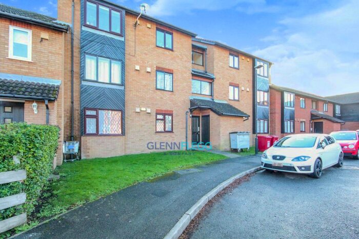 1 Bedroom Flat To Rent In Bruce Close, Cippenham, Slough SL1