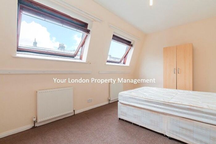 4 Bedroom Terraced House To Rent In The Village, Charlton, SE7