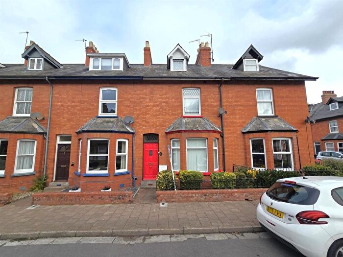4 Bedroom Property For Sale In Queen Street, Tiverton, EX16
