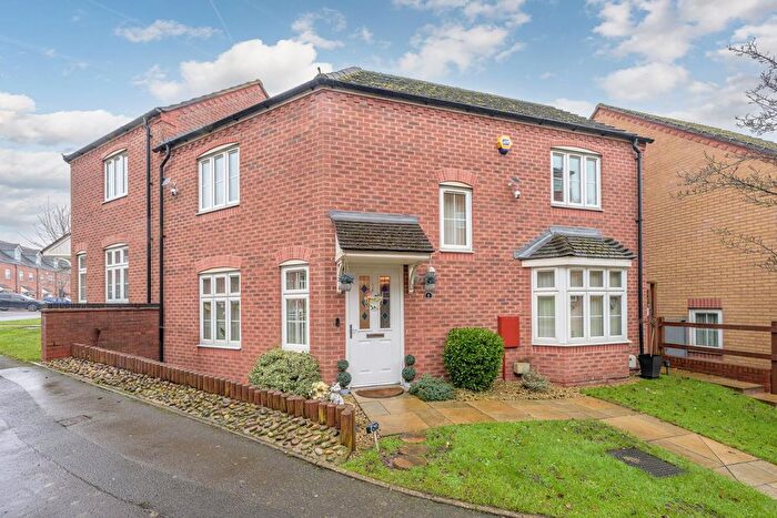 3 Bedroom Semi Detached House For Sale In Goodrich Mews, Lower Gornal, DY3