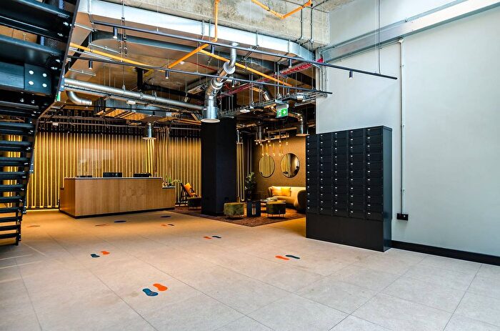 1 Bedroom Flat To Rent In Adlay Apartments, Silvertown, London, E16