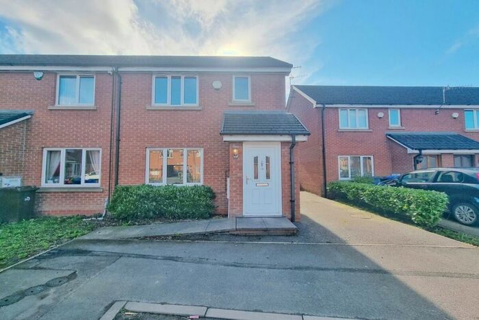 3 Bedroom Semi-Detached House To Rent In Whitegate Grove, Longton, Stoke-On-Trent, ST3