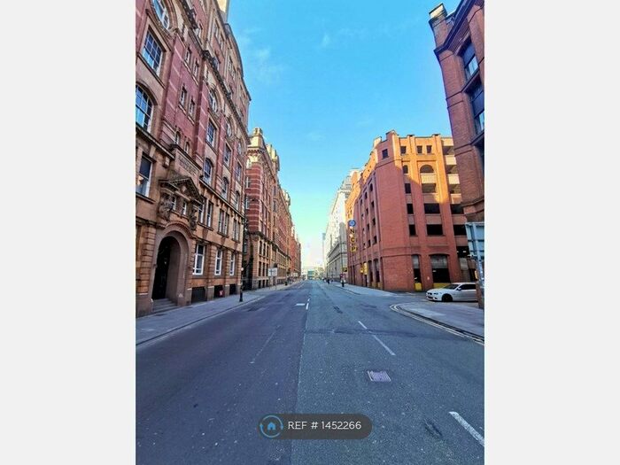 2 Bedroom Flat To Rent In Lancaster House, Manchester, M1