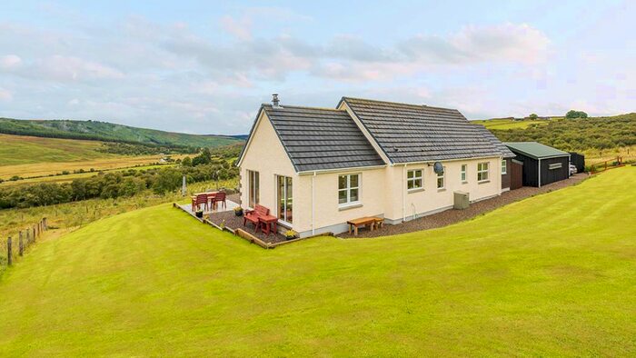 3 Bedroom Detached House For Sale In Banscol, Rogart, IV28
