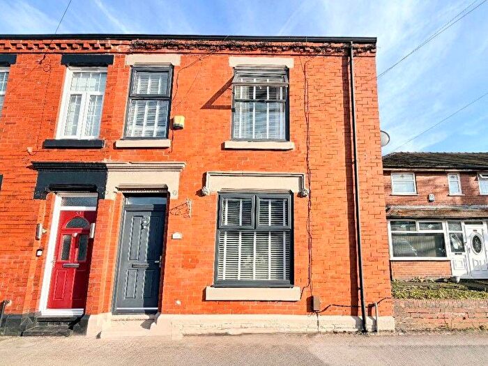 3 Bedroom End Of Terrace House For Sale In Pelham Street, Ashton-under-lyne, OL7