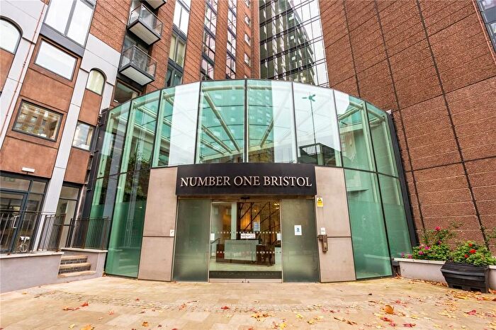 1 Bedroom Flat To Rent In Apartment, Number One Bristol, Lewins Mead, Bristol, BS1
